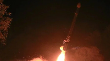 朝鮮試射兩枚遠程戰略巡航導彈 金正恩現場指導