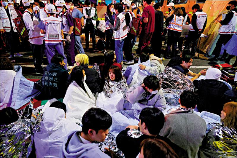 韩国梨泰院人踩人154死 4中国公民罹难