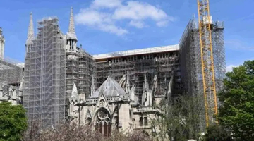 马克龙重申巴黎圣母院重建目标：2024年重新开放