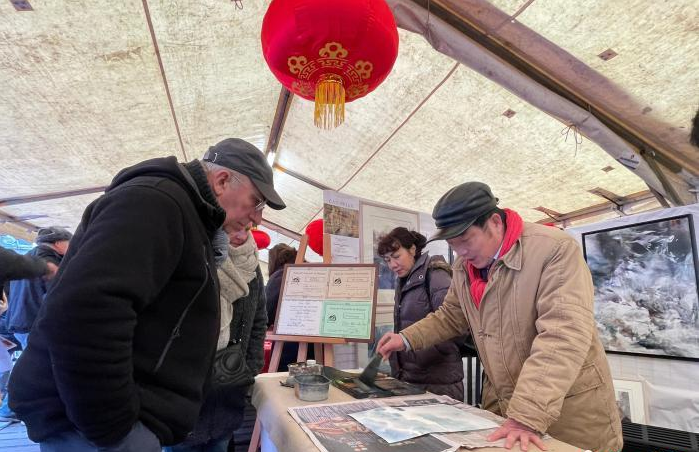 春节游园庙会时隔三年回归 比利时华侨华人热闹过年