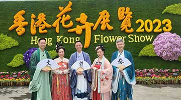 演繹“才子佳人”，香港文體旅游局局長也開始“卷”了