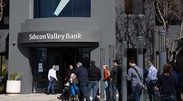 美媒：知情人士称硅谷银行或将被拆分出售