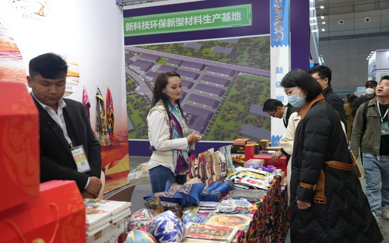 第四届新疆春季旅游博览会开幕 和田4大类近130种文旅产品参展