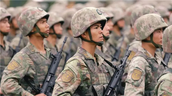震撼出征！駐港部隊赴粵東進行野外實戰化訓練