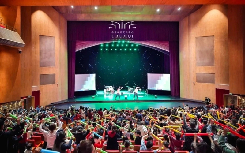 舞蹈節劇場連連看丨新疆各劇場有「顏」又有「料」