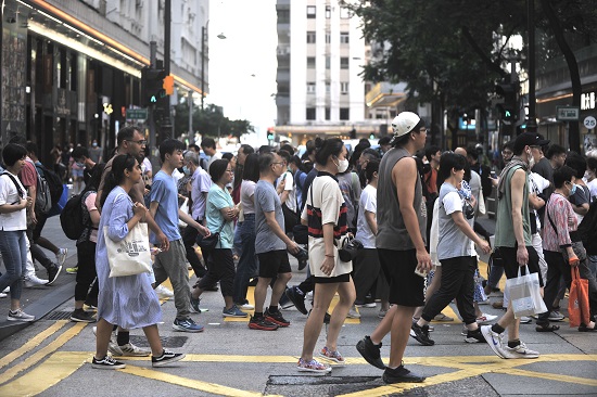 警8月中展開全港執法 亂過馬路罰2000