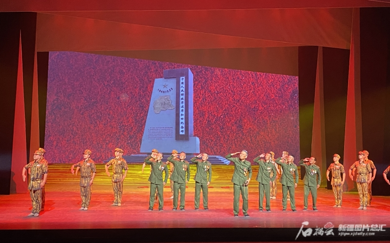 第六届中国新疆国际民族舞蹈节丨《老兵故事》向峥嵘岁月致敬
