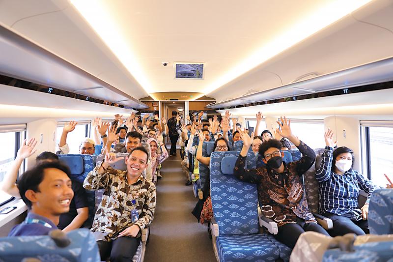 ﻿一带一路/印尼雅万高铁今正式营运 造福当地