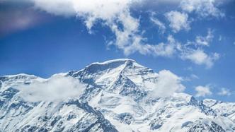 登顶成功!我国科考队首次登顶珠峰以外的8000米以上高峰