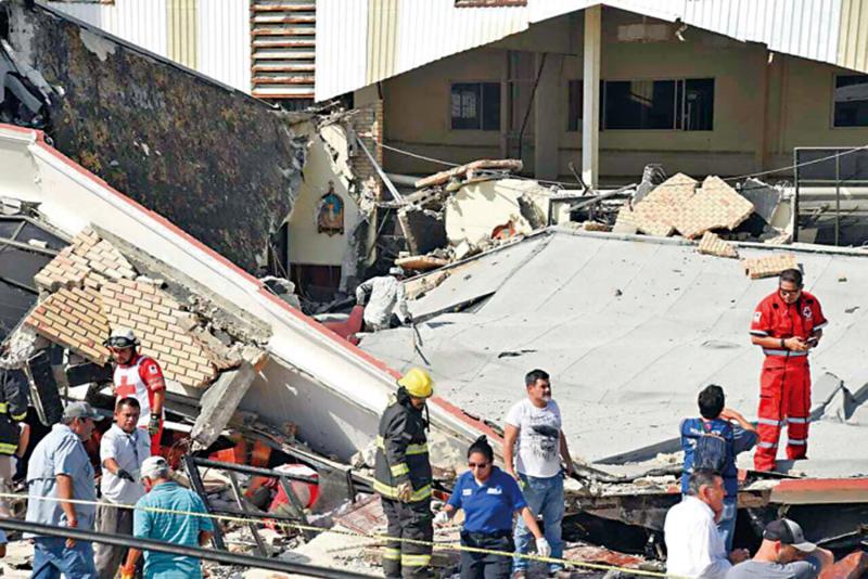 ﻿墨西哥教堂房顶坍毁酿10死60伤