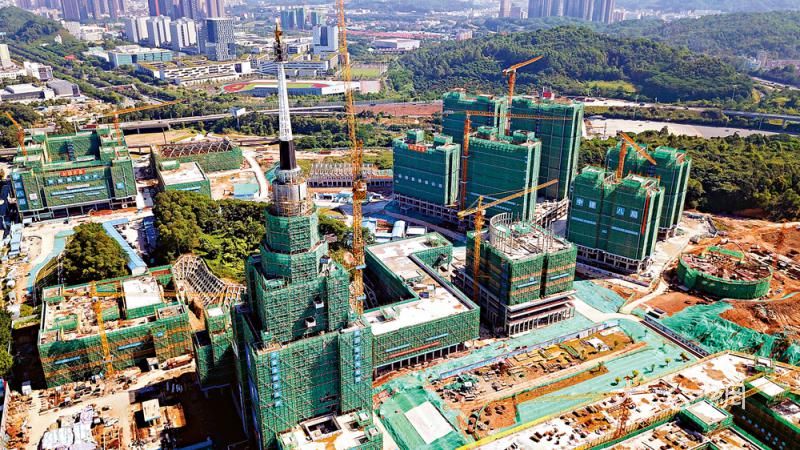从深圳无名校 到名校在深圳