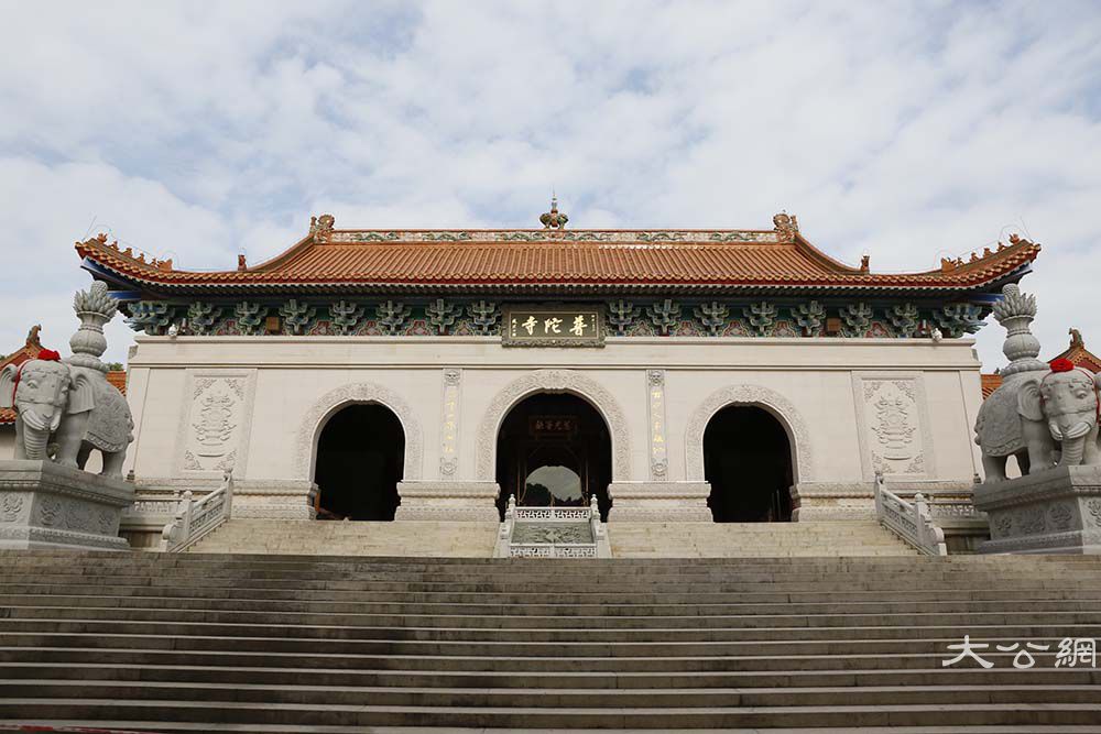 珠海佛家圣地:凤凰山普陀寺