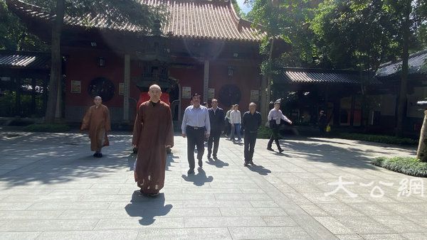 省政协李民副主席前往湖南佛学院就“加强我省宗教人才培养”进行调研 (3).jpg