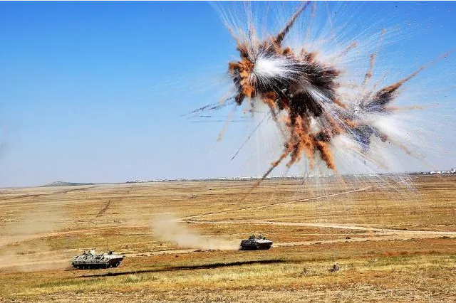 网络直播 | 大公网走进朱日和 直击蓝军旅训练现场