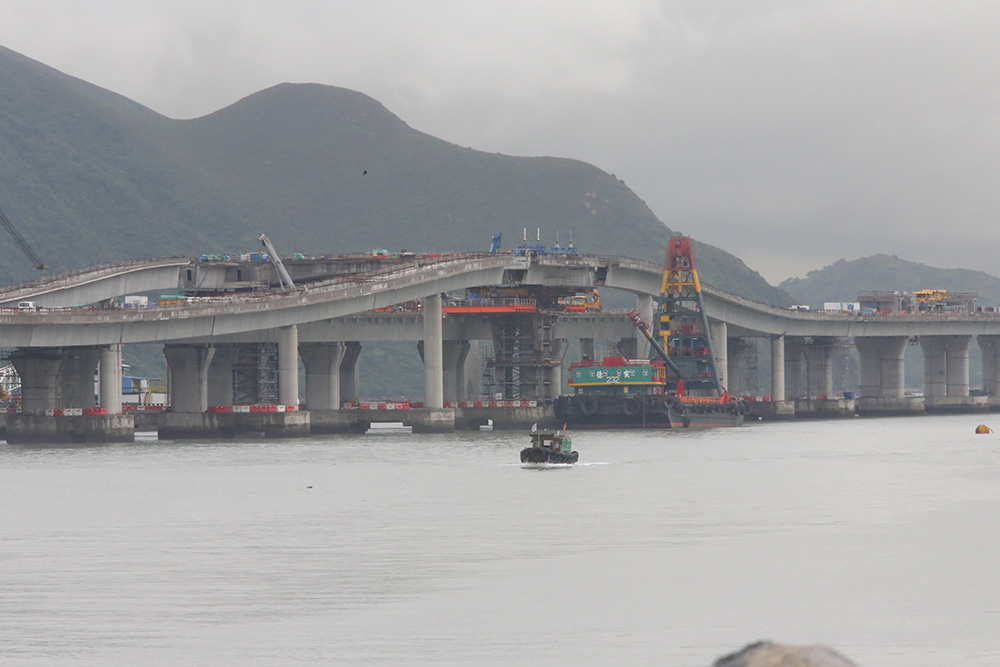 港珠澳大桥混凝土测试造假案 一技术员认罪下月判刑