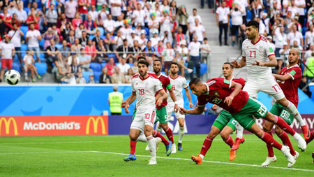 伊朗借乌龙球1：0胜摩洛哥