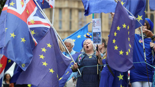 民调：近七成英国人不满政府在脱欧谈判中的表现