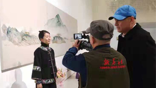画家任鸢“云水山居”山水油画作品展在京举办