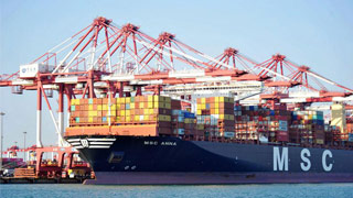 前11个月外贸同比增长11.1% 对美顺差扩大13.9%