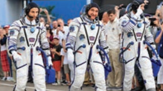 ﻿人类登月50周年 三太空人飞抵太空站