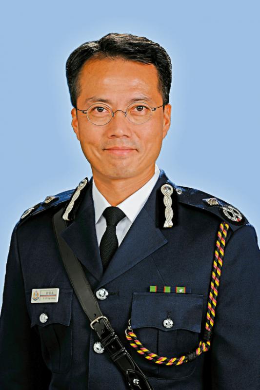 新聞 港聞 > 正文上月迴歸警隊,擔任臨時警務處副處長(特別職務)的前