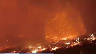 美国洛杉矶山火蔓延 居民被强制要求撤离
