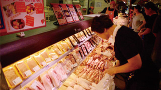 2020年2月份猪肉价格同比上涨135.2%