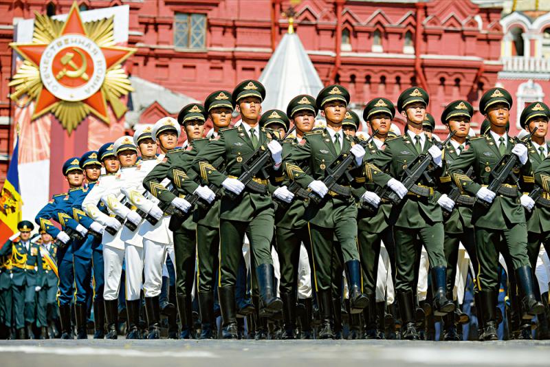 红场阅兵 中国三军仪仗队亮相