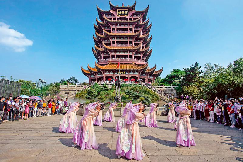 武汉黄鹤楼 中秋旅游热爆