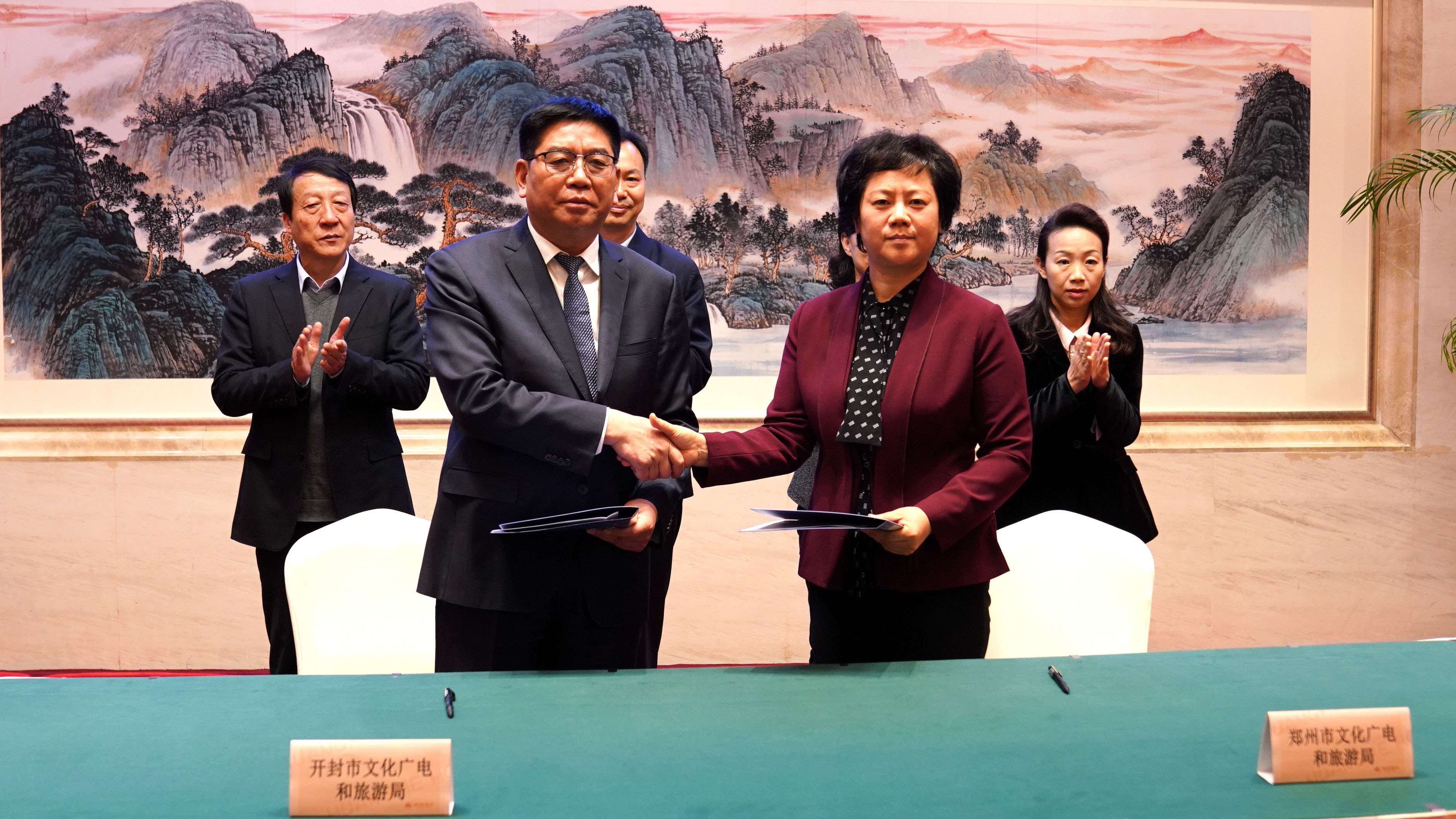 郑州开封签署文旅融合联合宣传推广合作协议