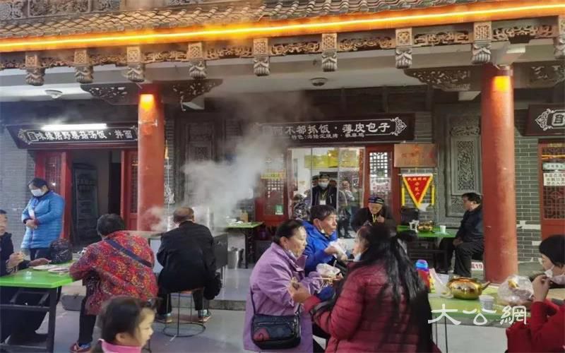 新疆各地夜市開張？逛吃逛吃，安排！
