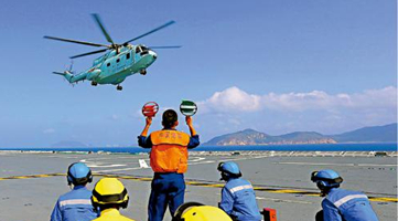 我国现役最大吨位直升机：直-8L成登陆夺岛利器