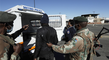 南非骚乱致117人死亡、2000余人被捕 背后原因复杂
