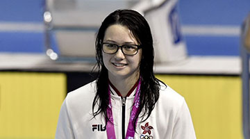 中国香港何诗蓓获奥运女子200米自由泳银牌