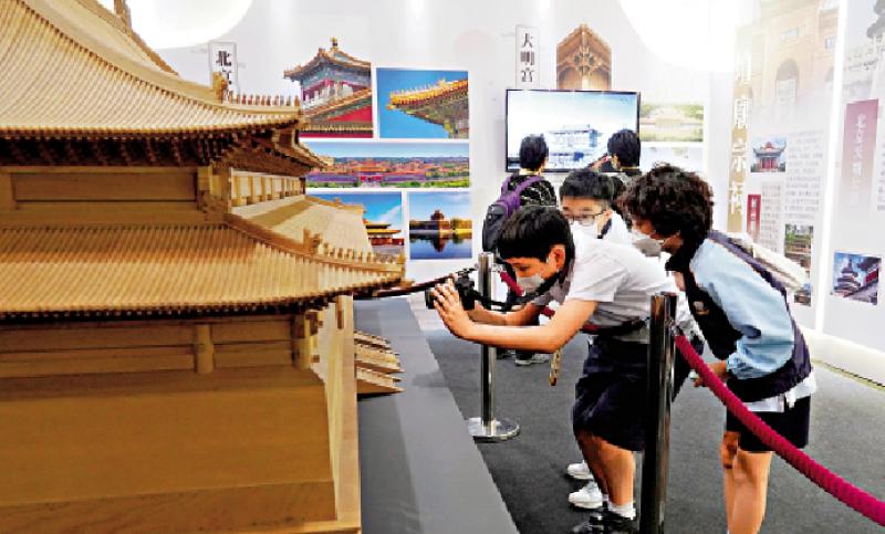 ちんぴく寺舍利殿学生图片