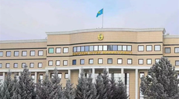 哈萨克斯坦官方：袭击者在国外受过训练