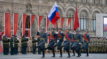 俄方：红场阅兵将有1.1万军人参加 数百军事装备亮相