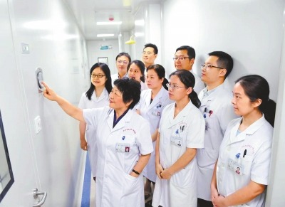 河南省首位女国医：丁樱和她的三株“苗”