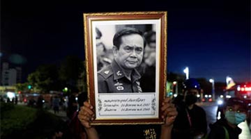 泰宪法法院裁决总理巴育停止执政至法院作出最终裁决