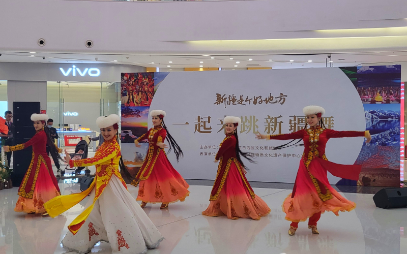 杭州有一群喜欢跳新疆舞的“小伙伴”