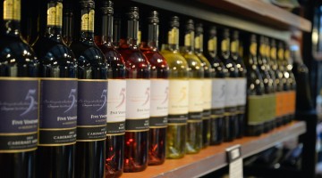 国家市场监管局：撤销8家国内外有机葡萄酒认证