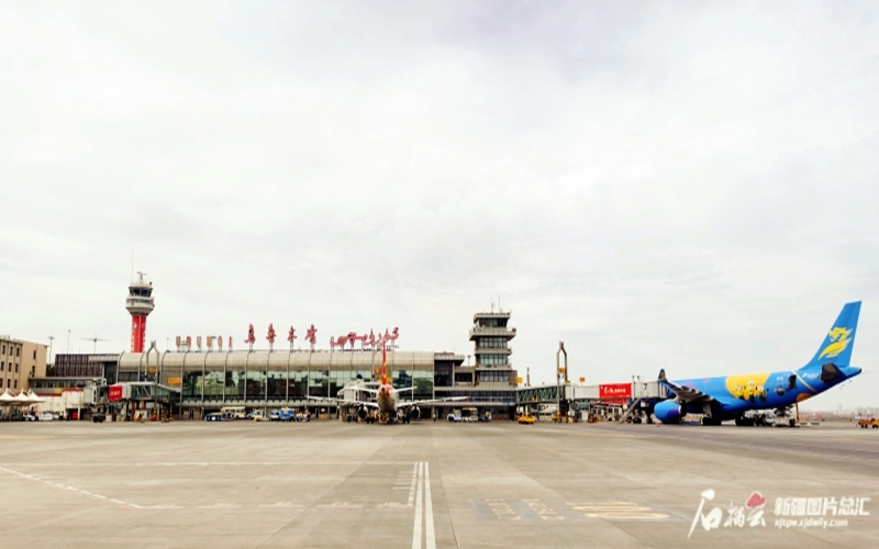 新疆机场单日旅客人数突破15万人次创历史新高