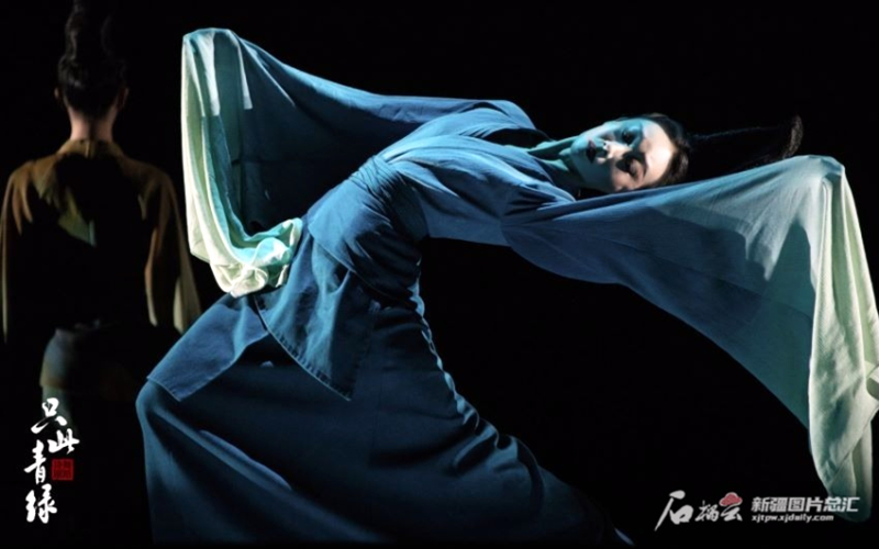 艺汇丝路 舞聚天山——写在第六届中国新疆国际民族舞蹈节开幕之际