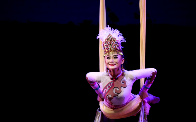 第六届中国新疆国际民族舞蹈节丨从“小透明”到“挑大梁” 她连续参演6届舞蹈节