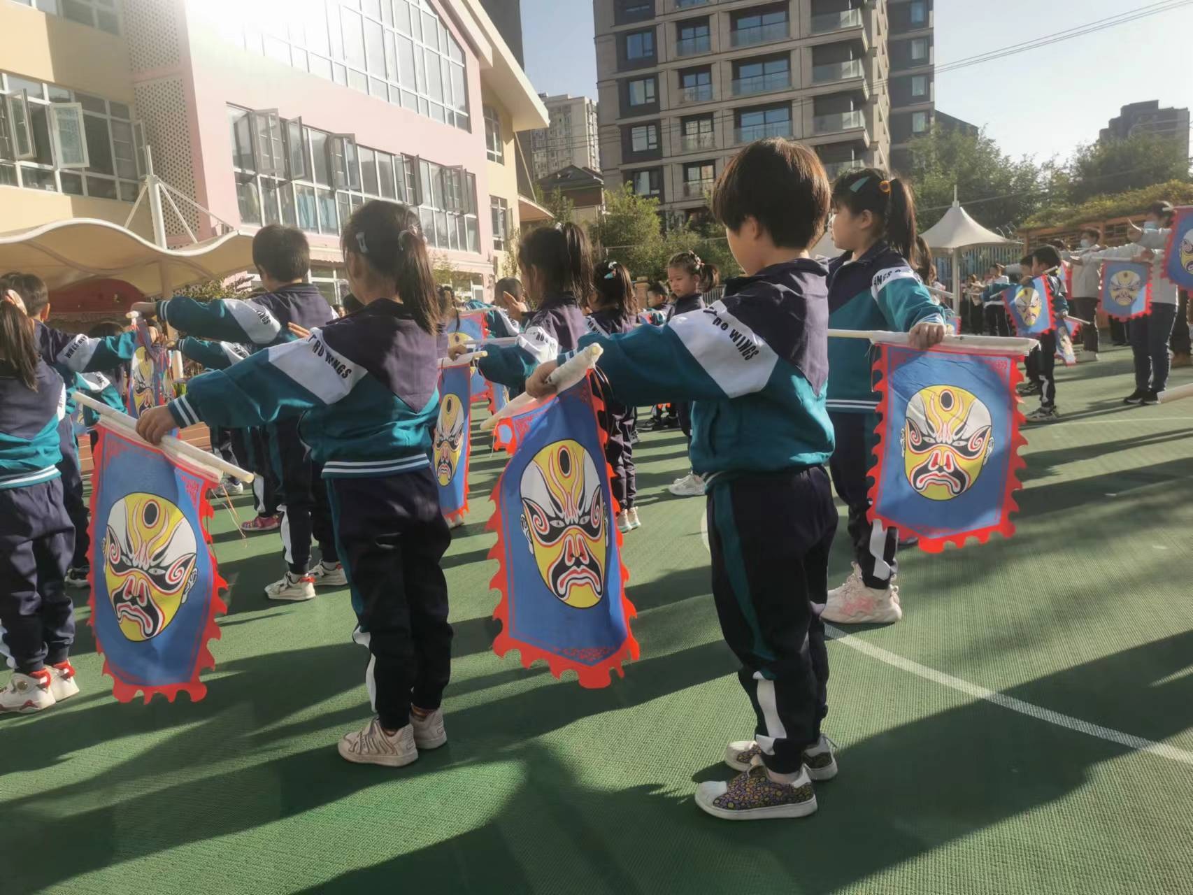 北京京剧院选派专业资源 支持幼龄儿童学京剧
