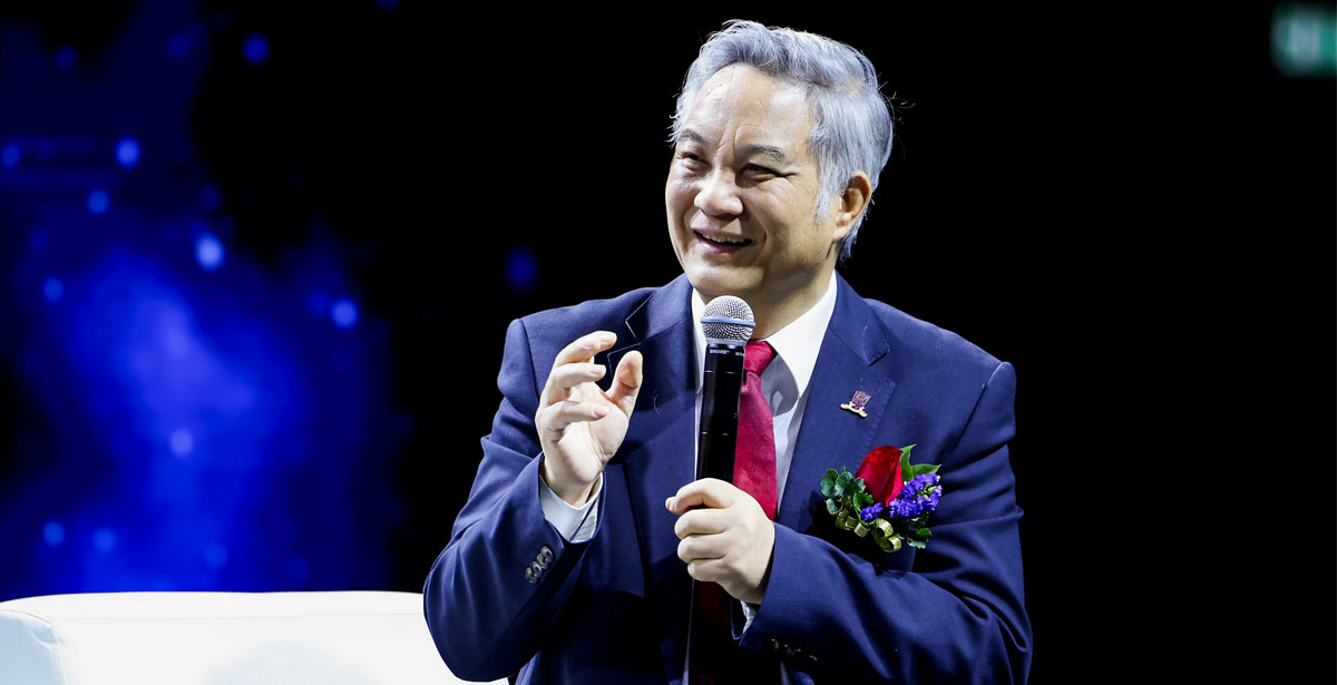 香港中文大学(深圳)理工学院院长唐本忠