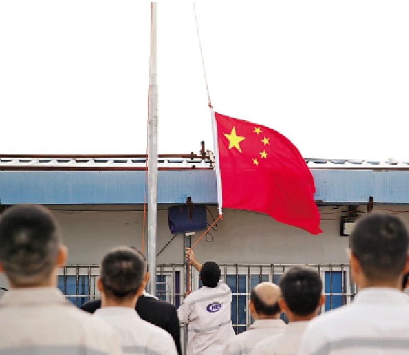 ﻿时隔19年 中国国旗再次在瑙鲁升起