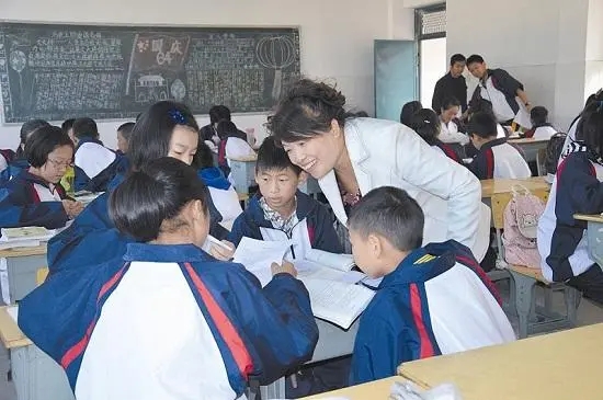 毛里塔尼亚首位本土中文老师：中文成学生热门选择