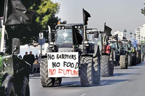 農民怒火蔓延全歐 拖拉機「圍城」