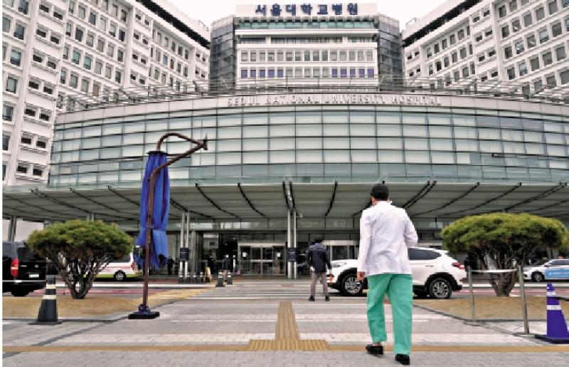 韩政府通牒期届满 仅近300医生返岗
